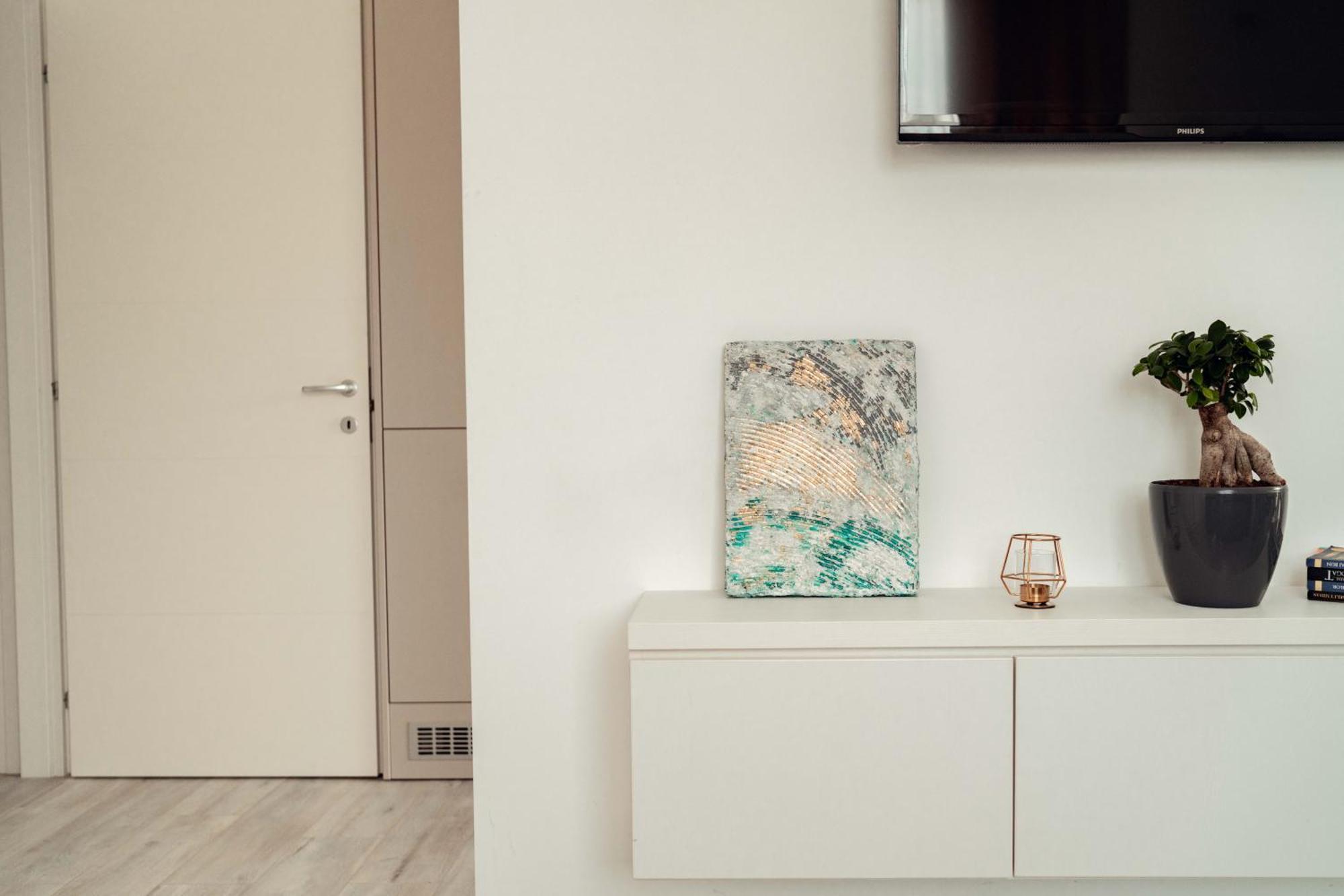 Palace Of Culture & Palas Mall Collection Suites & Studios Iasi Bagian luar foto